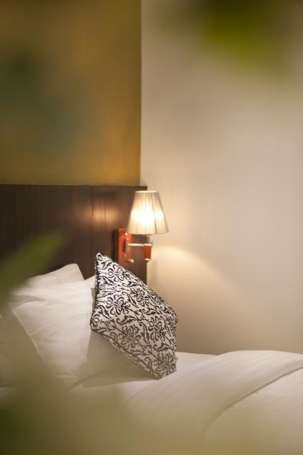 Comfy Luxury Hotel Bangalore Dış mekan fotoğraf
