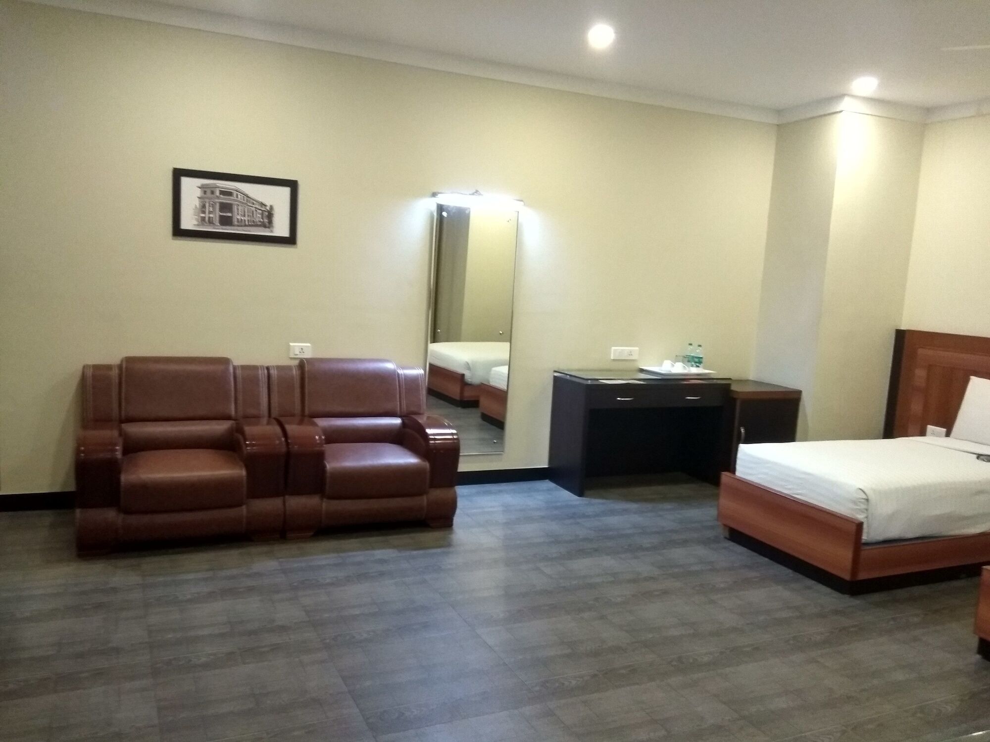 Comfy Luxury Hotel Bangalore Dış mekan fotoğraf