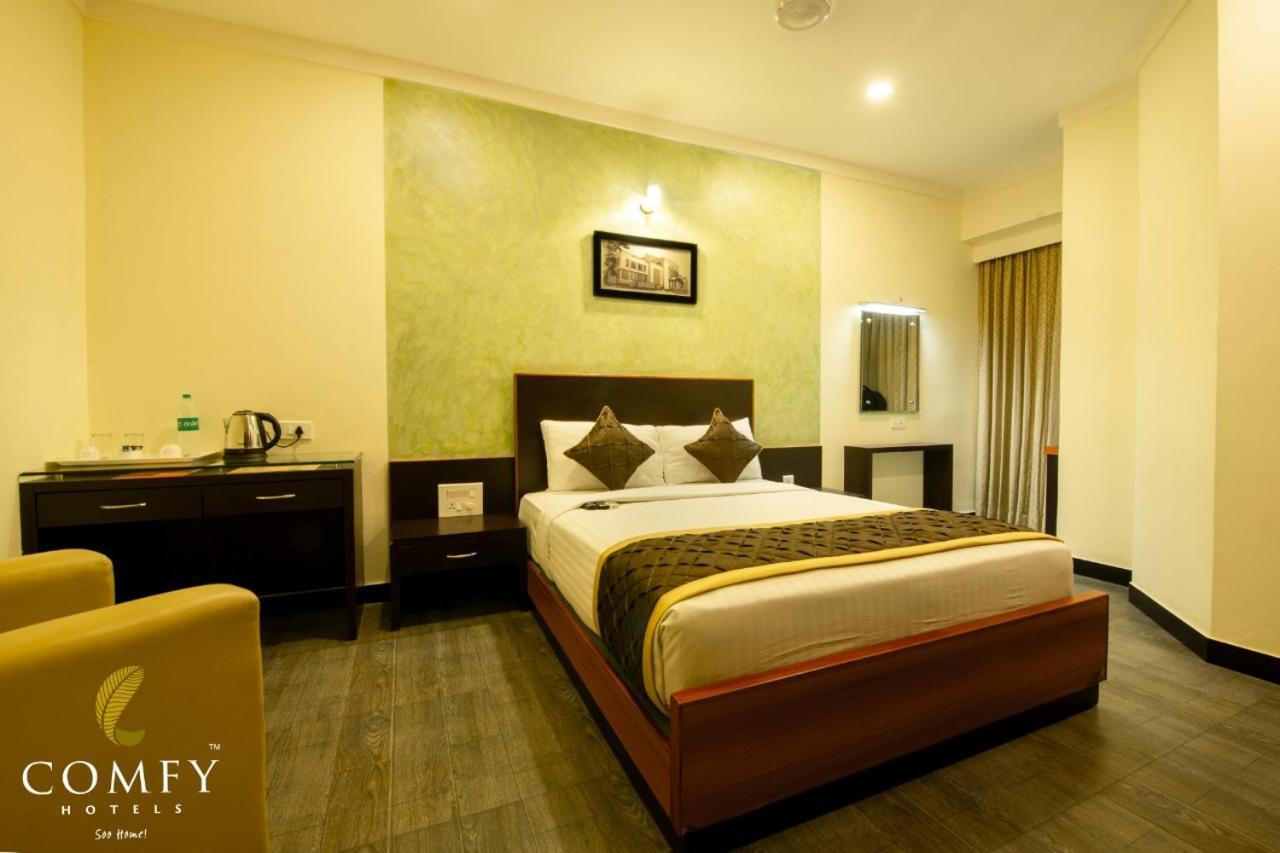 Comfy Luxury Hotel Bangalore Dış mekan fotoğraf
